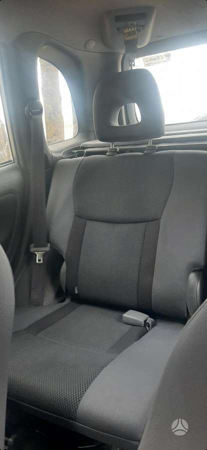 Toyota RAV4 2005 — фото 10