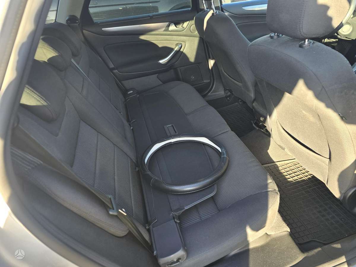 Ford Mondeo 2011 — photo 13