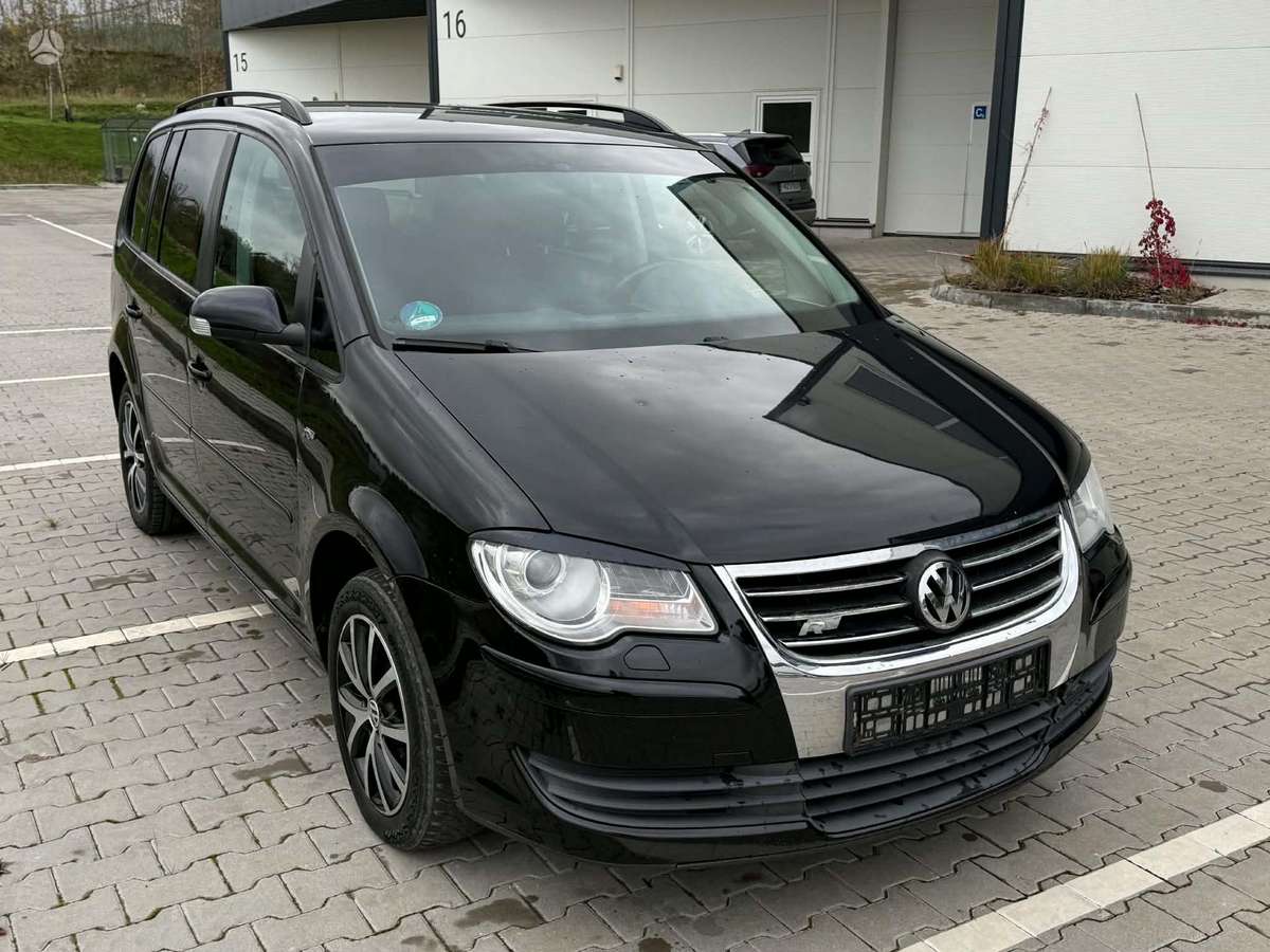 Volkswagen Touran 2008 — авто для ЗСУ з Європи