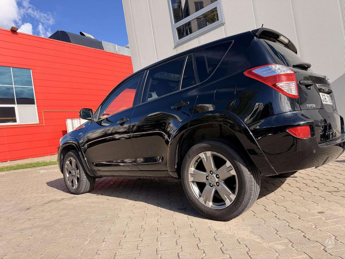 Toyota RAV4 2010 — engine 2231 cm³, 150 HP (110kW)