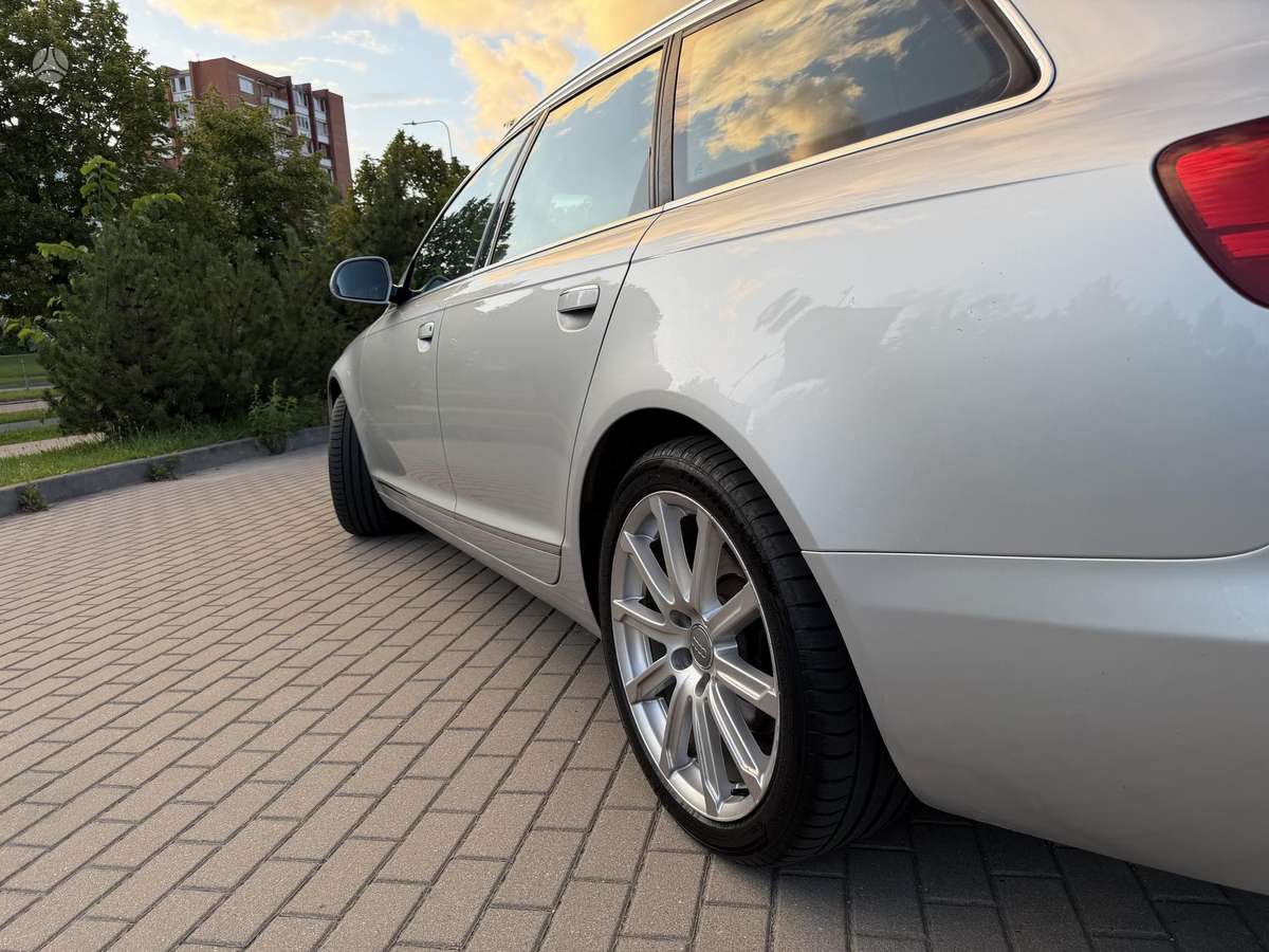 Audi A6 2011 — photo 10