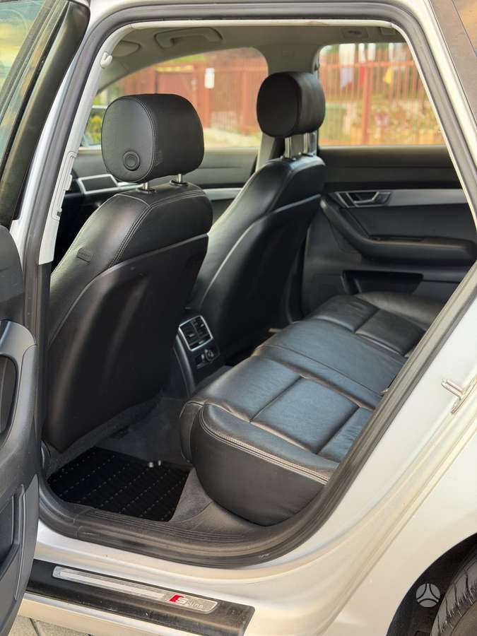 Audi A6 2011 — photo 14