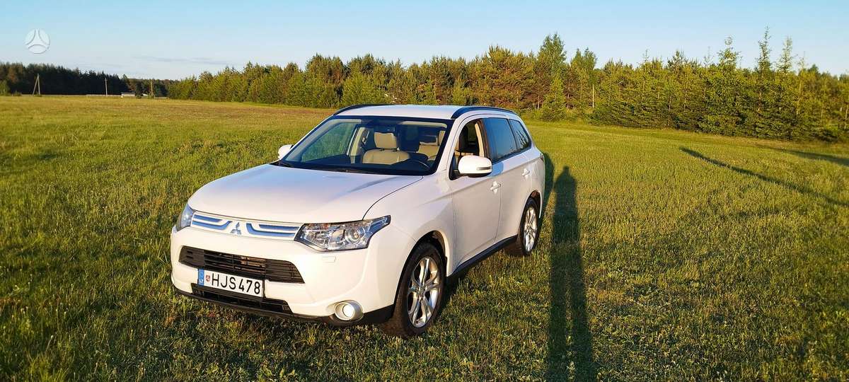 Mitsubishi Outlander 2015 — photo 15