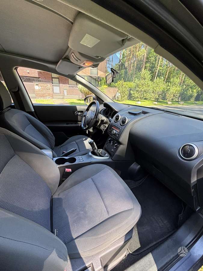 Nissan Qashqai+2 2009 — photo 10