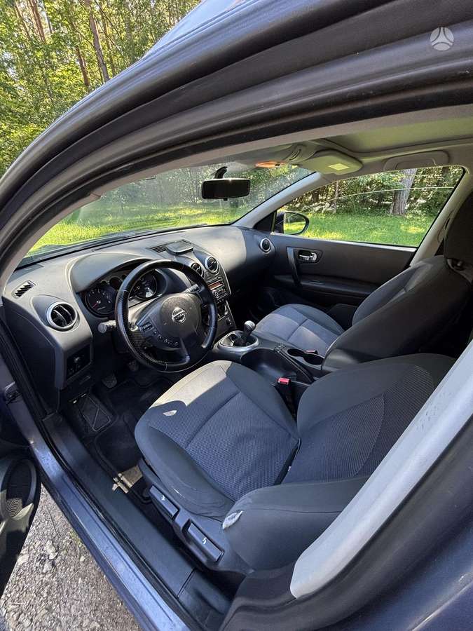 Nissan Qashqai+2 2009 — photo 9