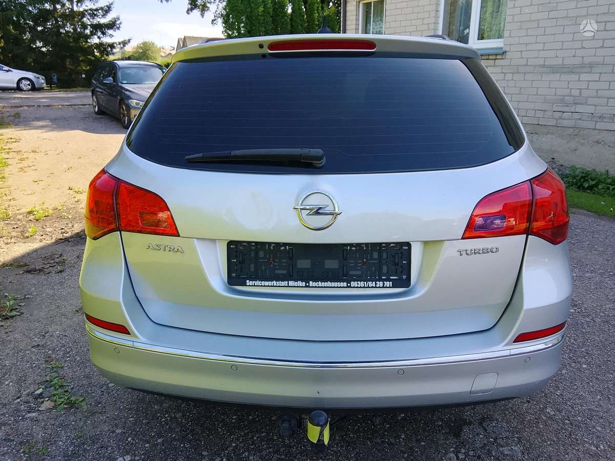 Opel Astra 2015 — photo 5