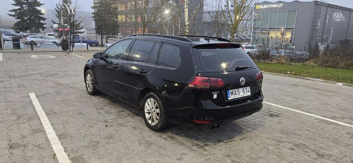 Volkswagen Golf 2015 — interior