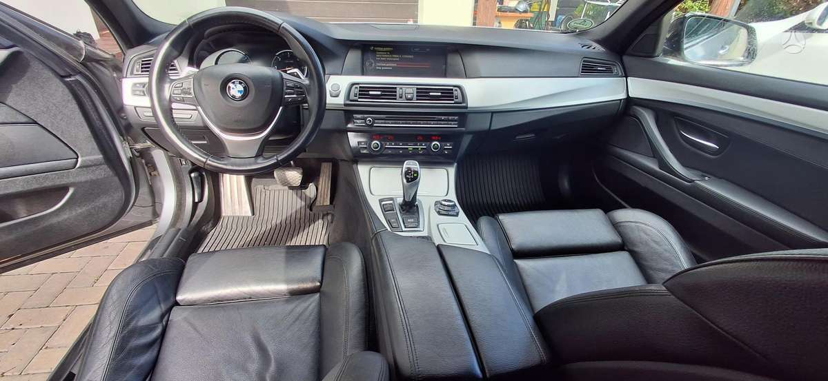 BMW 530 2012 — фото 24