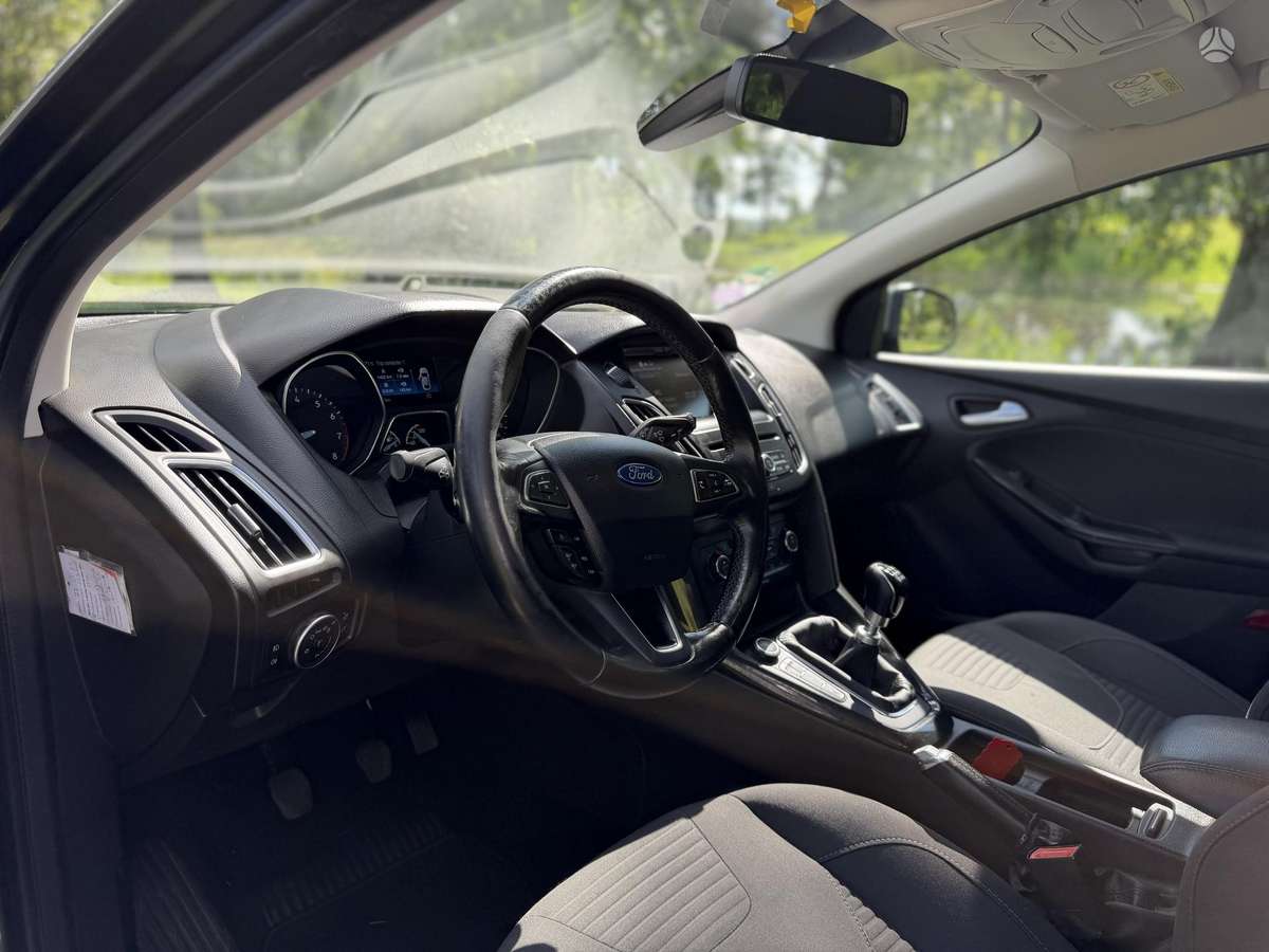 Ford Focus 2015 — фото 10