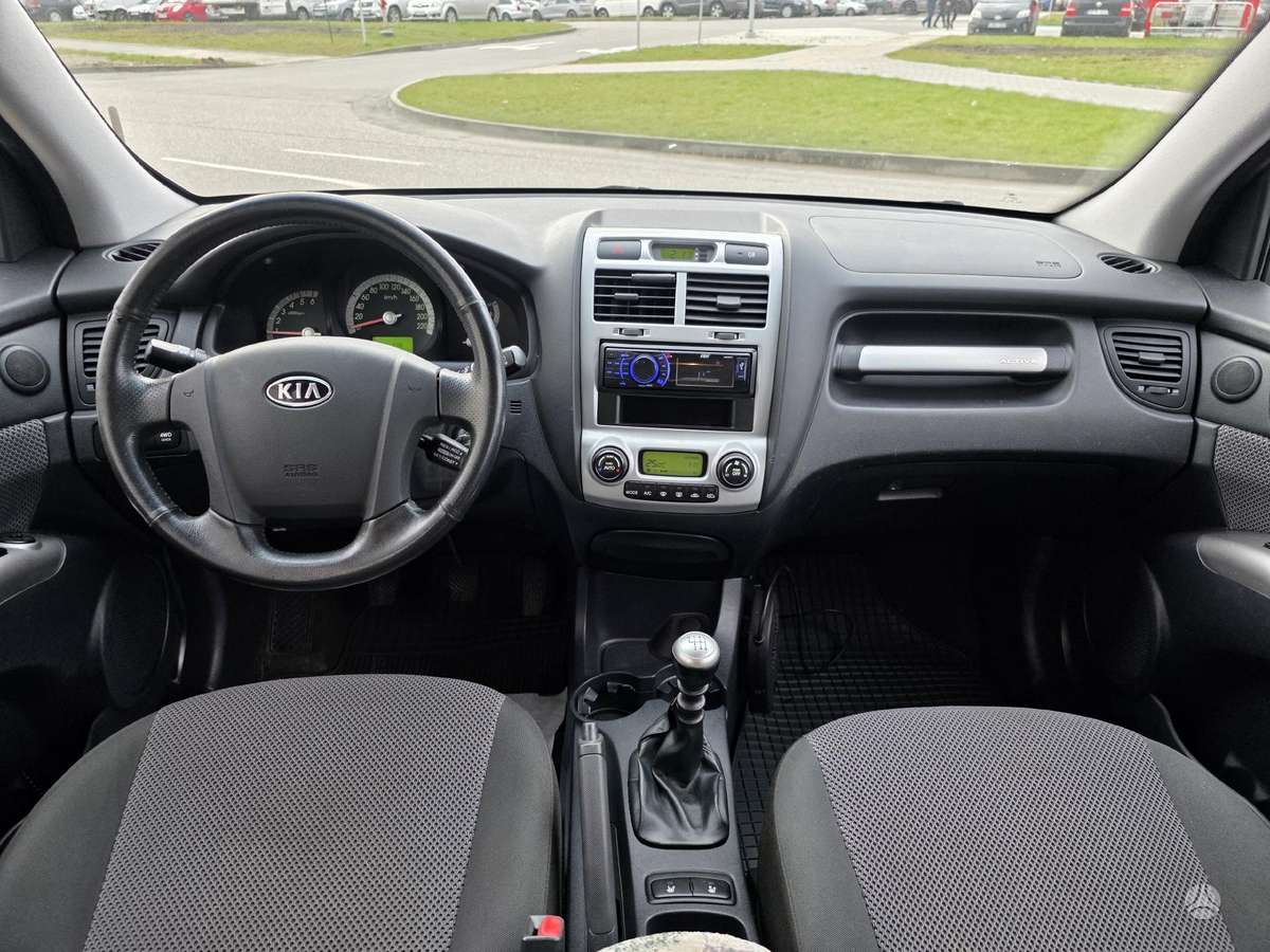 Kia Sportage 2008 — фото 16