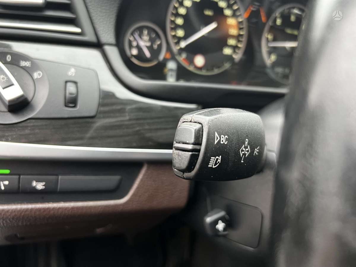 BMW 530 2014 — photo 23