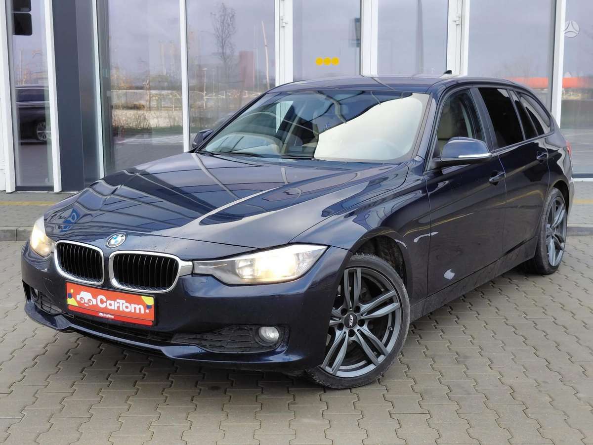 BMW 316 2014 — interior