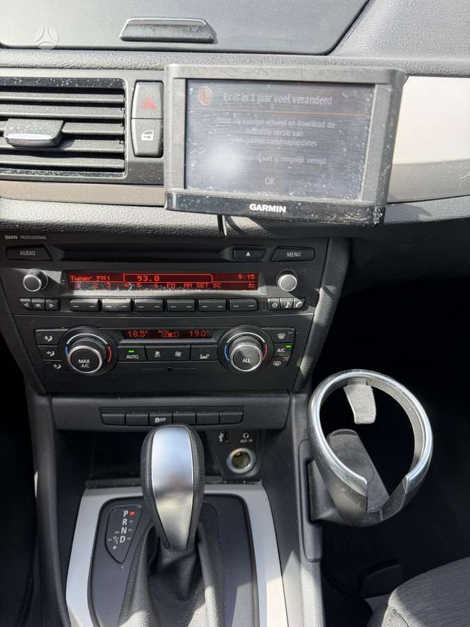 BMW X1 2013 — фото 17