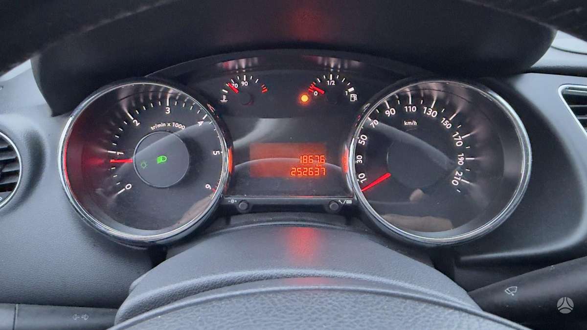 Peugeot 3008 2010 — photo 13