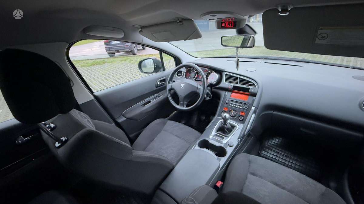 Peugeot 3008 2010 — photo 15