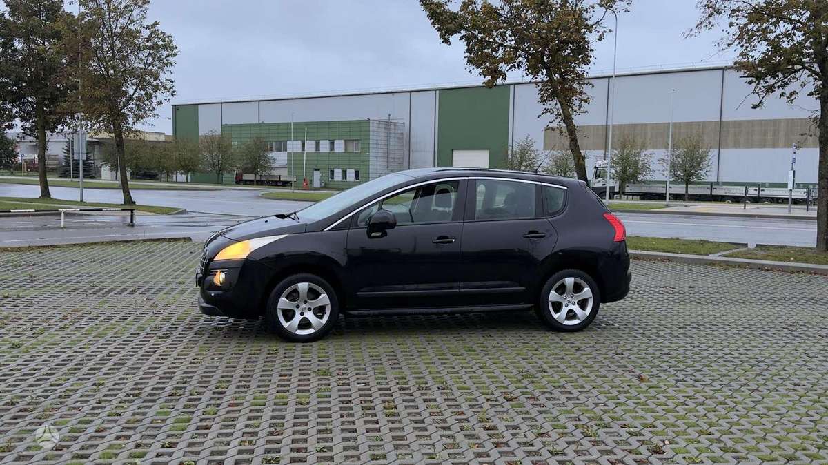 Peugeot 3008 2010 — engine 2000 cm³, 150 HP (110kW)