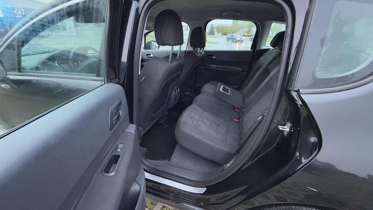 Peugeot 3008 2010 — photo 8