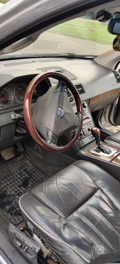 Volvo XC90 2005 — photo 17