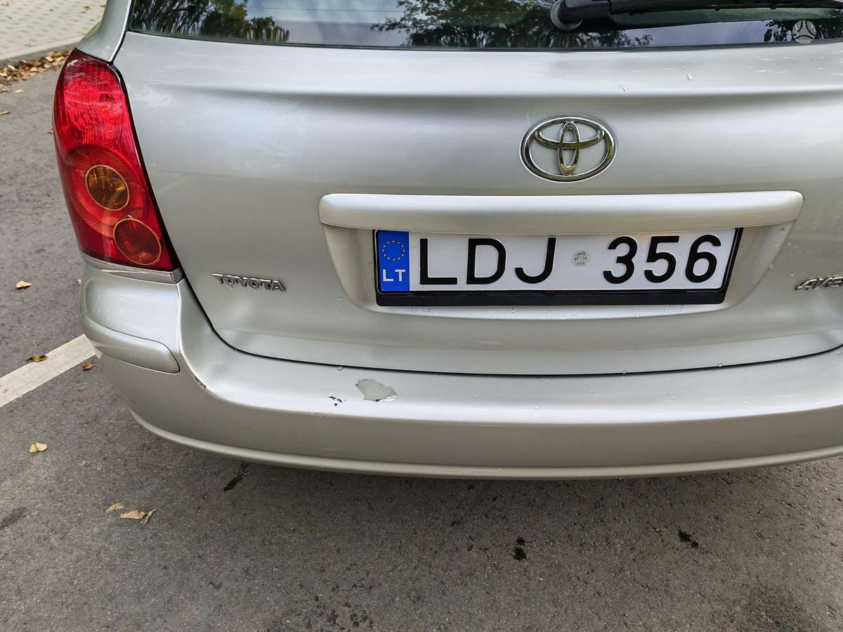 Toyota Avensis 2006 — engine 1794 cm³, 129 HP (95kW)