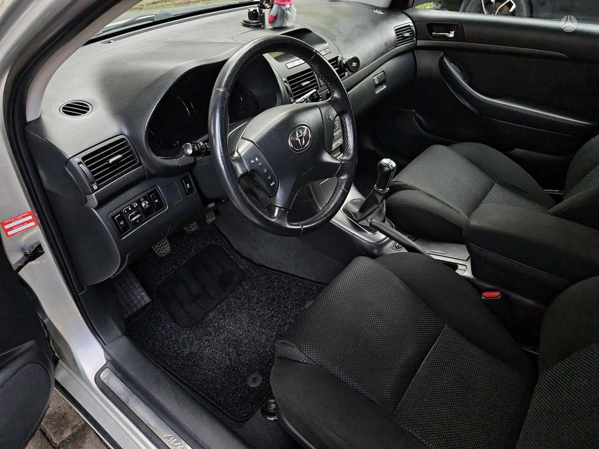 Toyota Avensis 2006 — photo 9