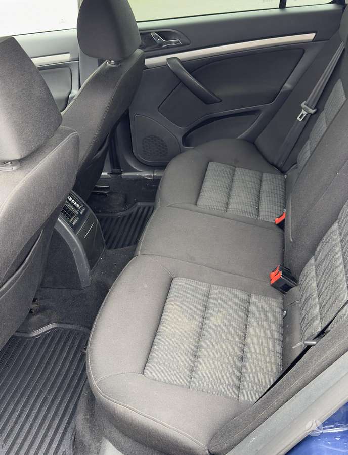 Skoda Octavia 2011 — фото 12