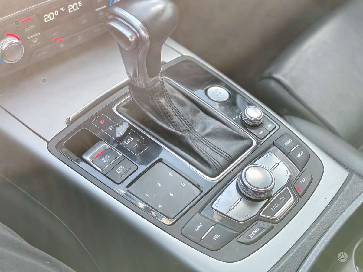 Audi A6 2012 — photo 12