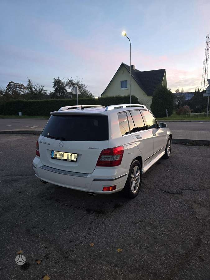 Mercedes-Benz GLK320 2008 — двигун 2987 cm³, 224 HP (165kW)