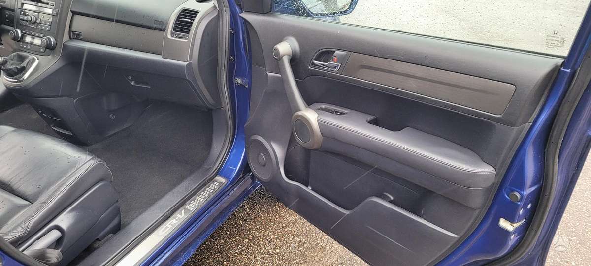 Honda CR-V 2010 — photo 14