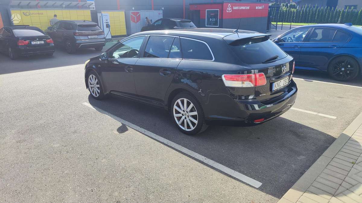 Toyota Avensis 2009 — engine 2231 cm³, 150 HP (110kW)