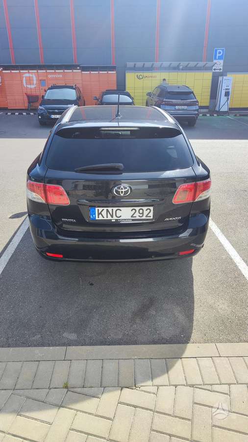 Toyota Avensis 2009 — photo 6