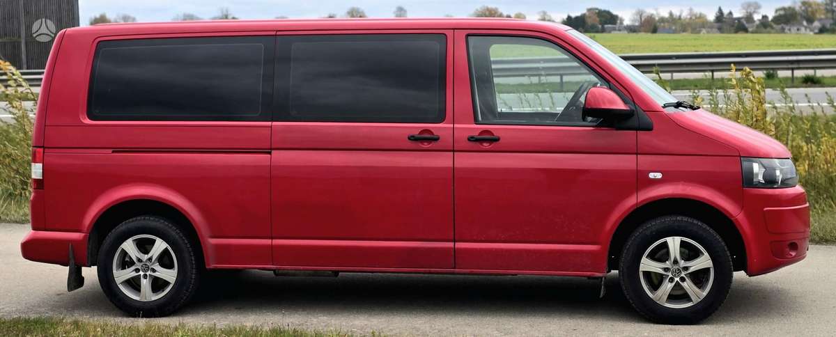 Volkswagen Transporter 2010 — photo 5