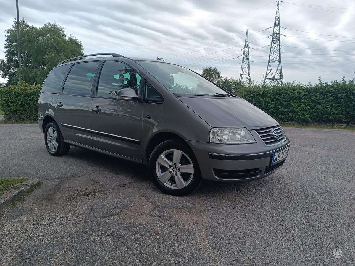 Volkswagen Sharan, 2010