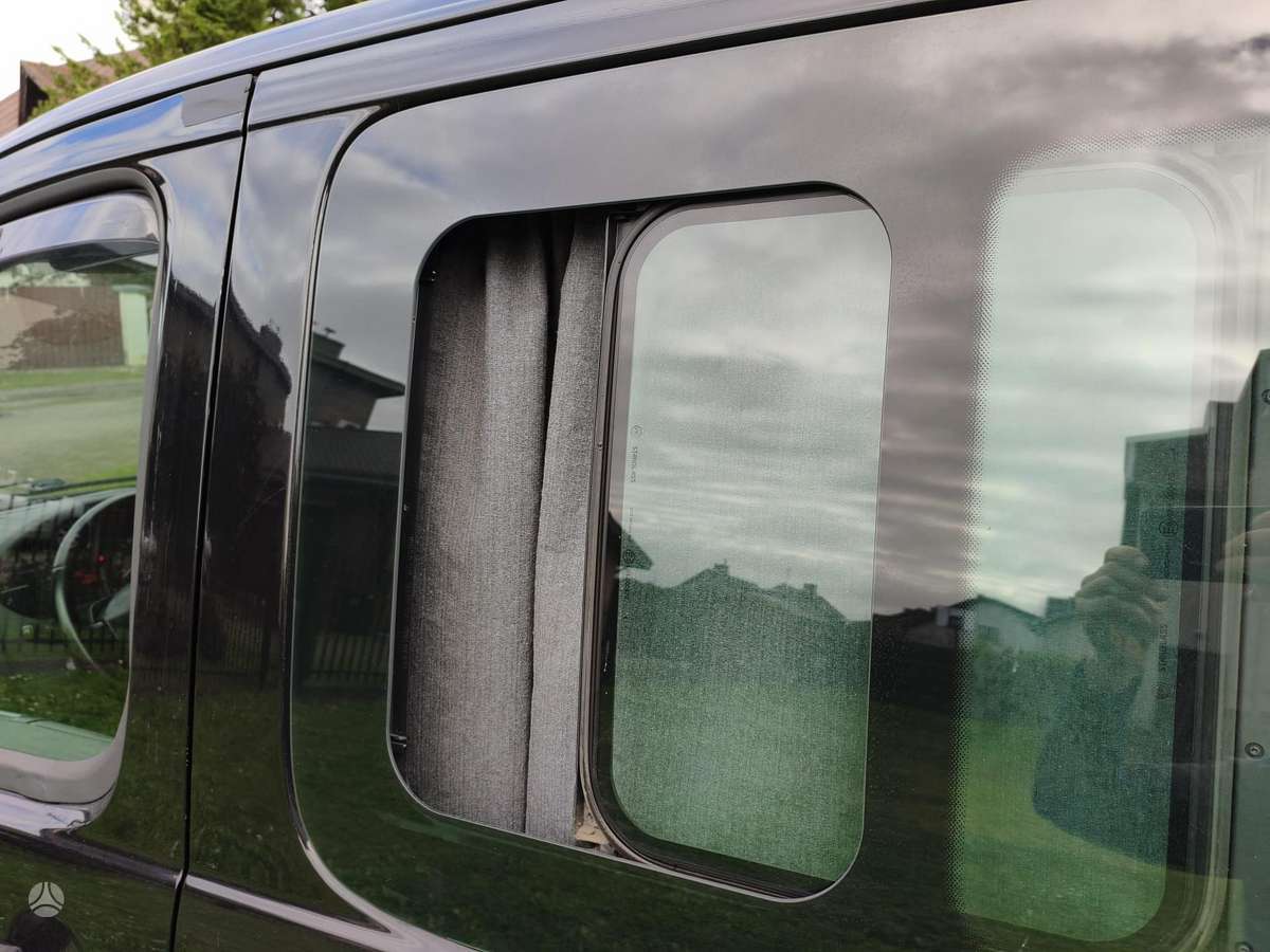 Citroen Jumpy 2015 — rear view