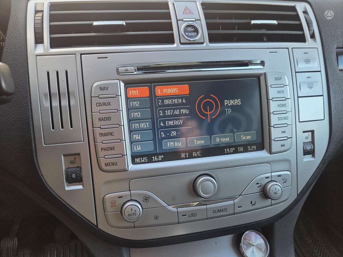 Ford Kuga 2009 — photo 6