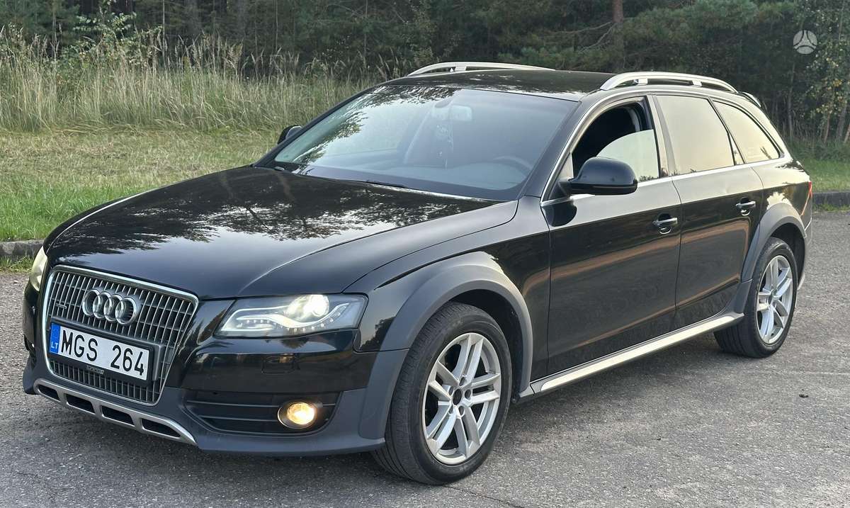 Audi A4 2010 — photo 5