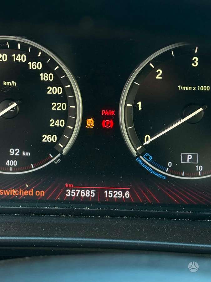 BMW 530 2011 — photo 6