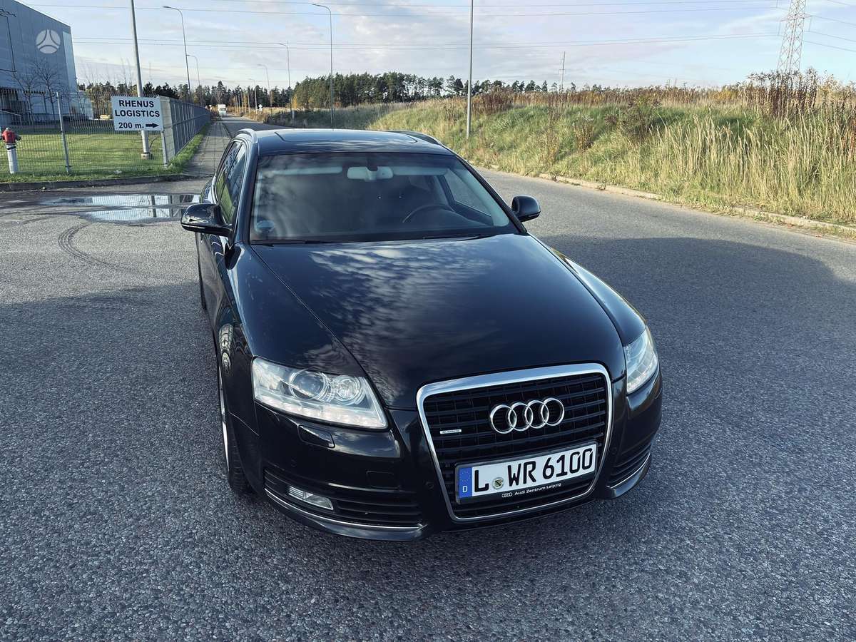 Audi A6 2009 — вигляд ззаду