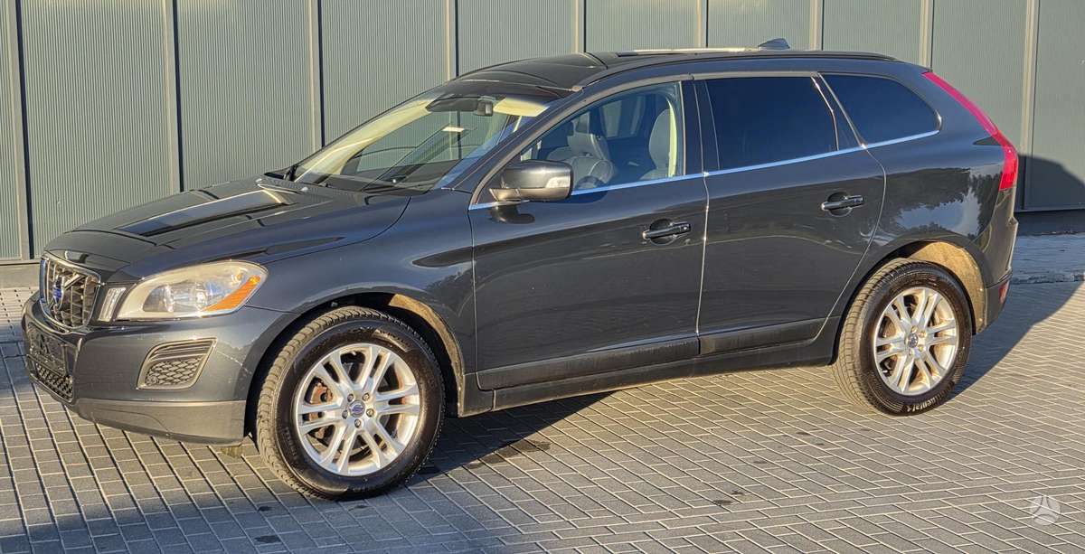 Volvo XC60 2013 — photo 12