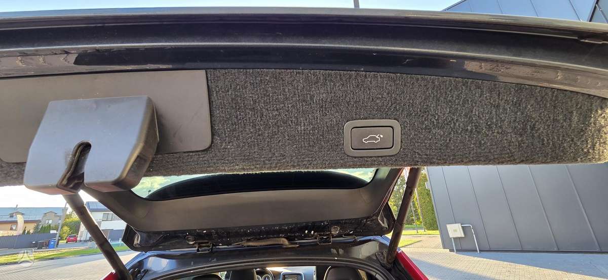 Volvo XC60 2013 — photo 19