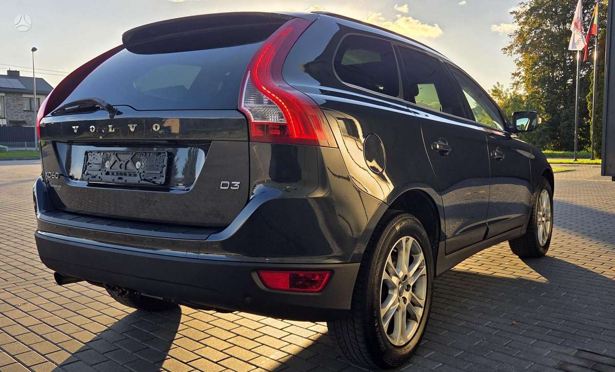 Volvo XC60 2013 — photo 7