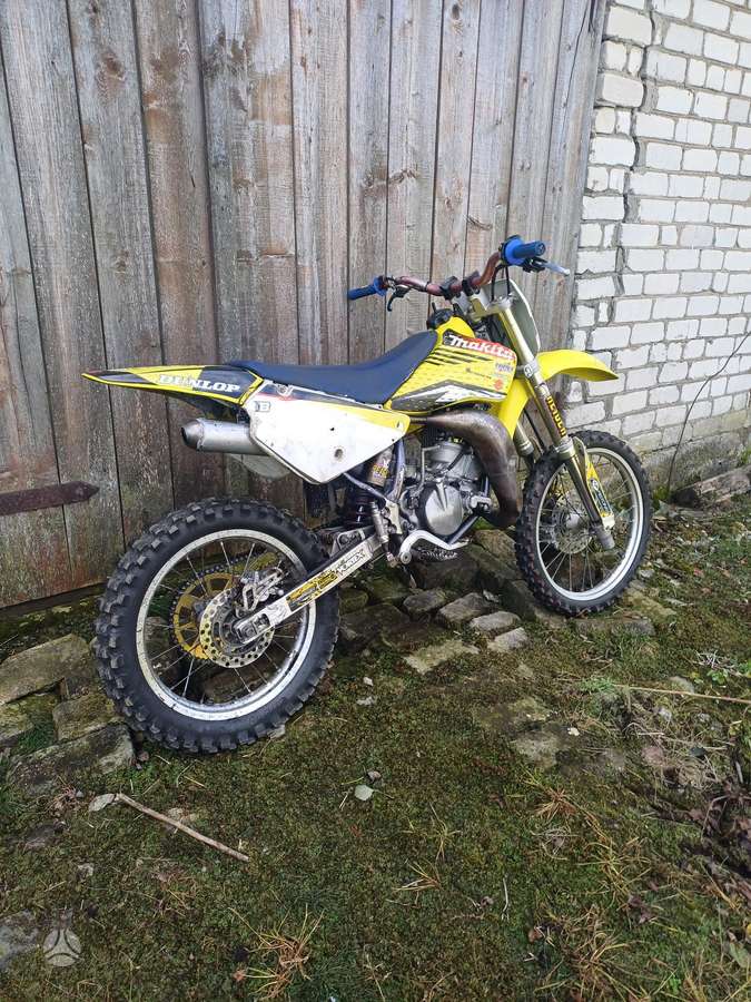 Suzuki RM 2006 — engine 85 cm³, 29 HP (21kW)