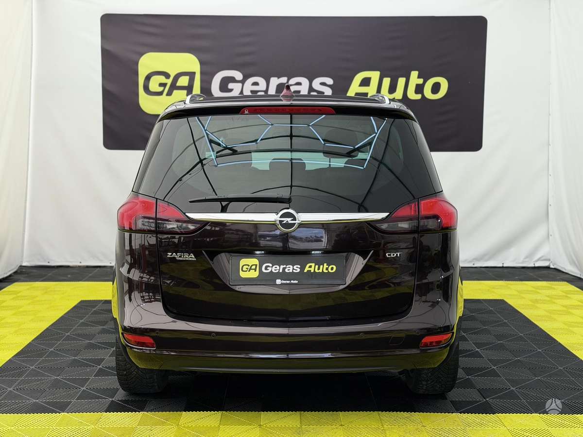 Opel Zafira 2015 — photo 5
