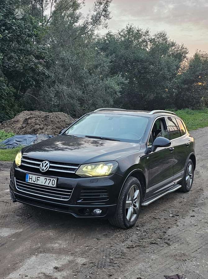 Volkswagen Touareg 2014 — vehicle for AFU Ukraine