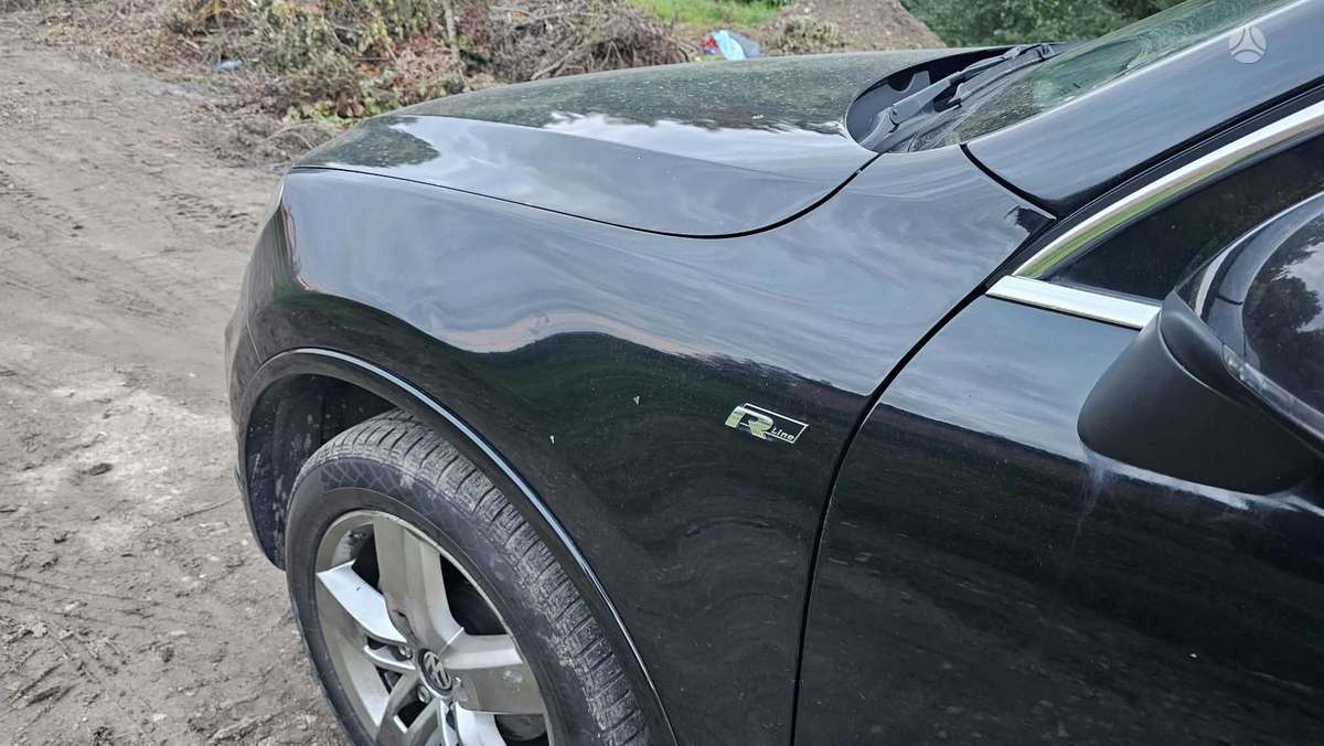 Volkswagen Touareg 2014 — photo 13