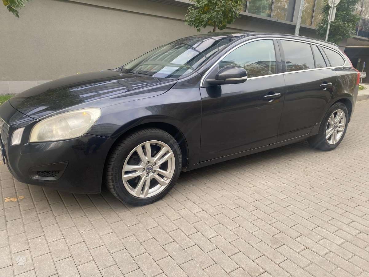 Volvo V60 2011 — photo 6