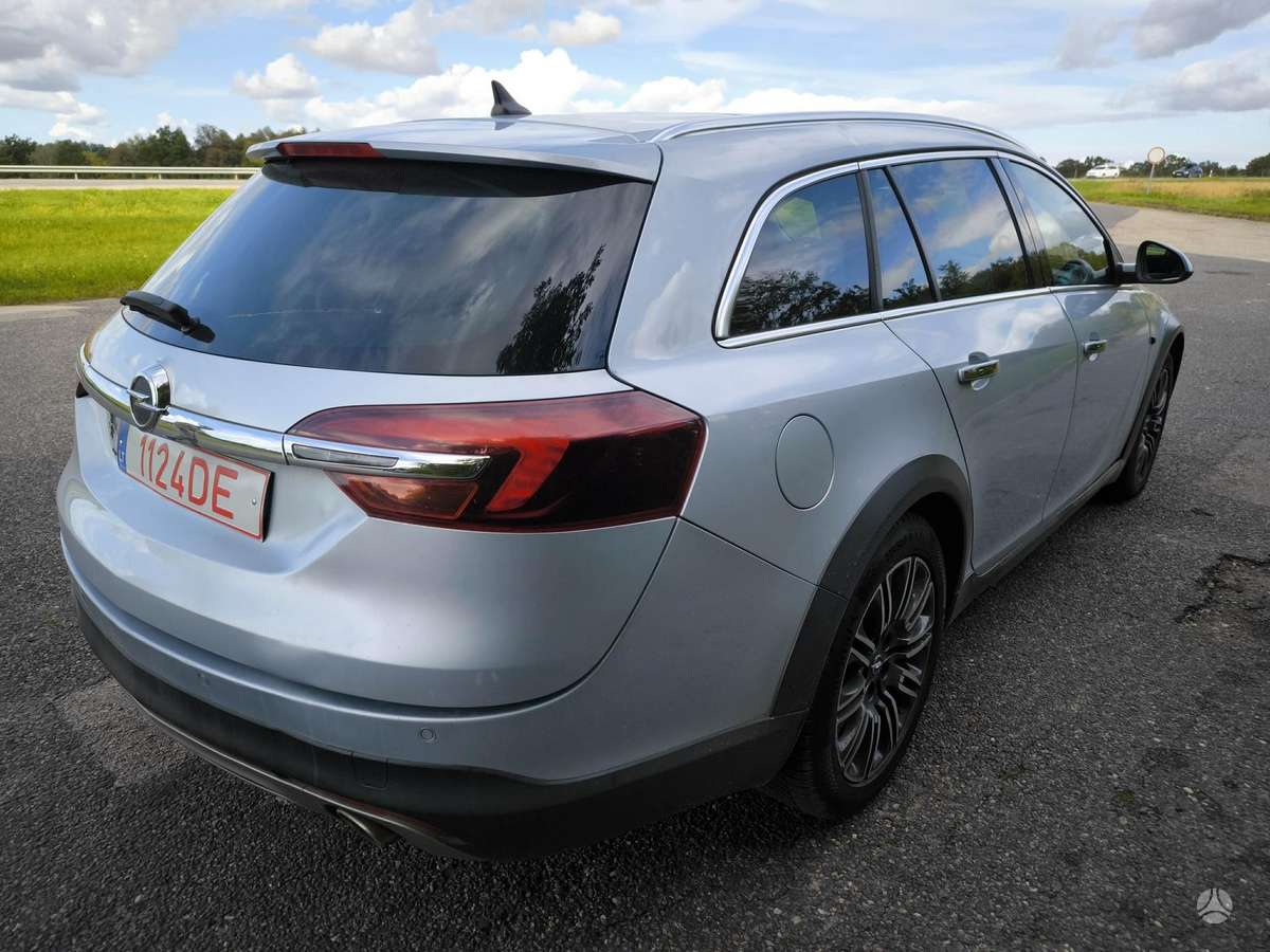 Opel Insignia 2013 — photo 9