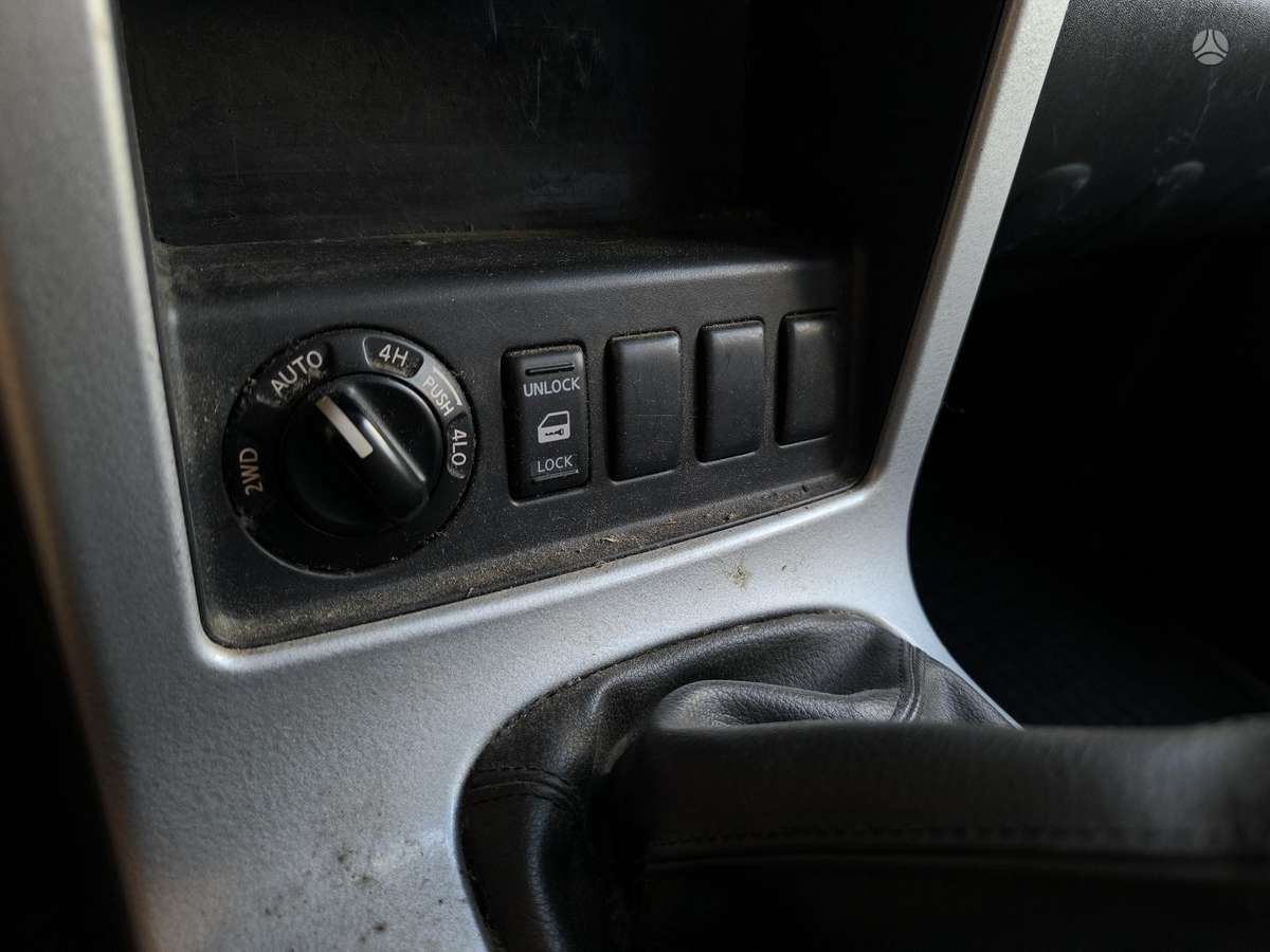 Nissan Pathfinder 2008 — фото 14