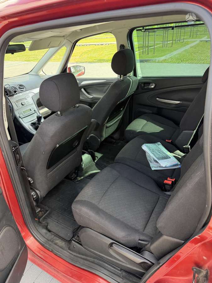 Ford Galaxy 2008 — photo 12