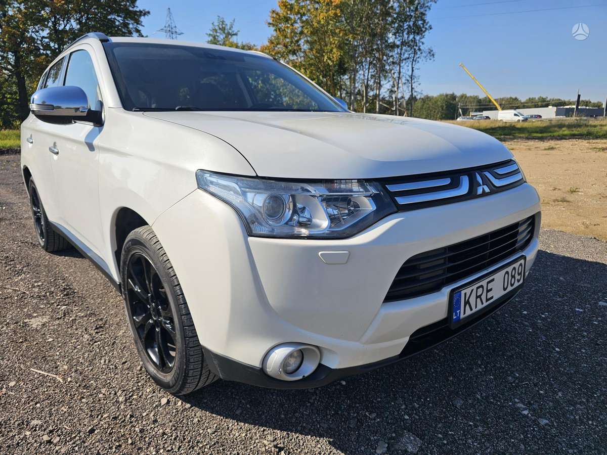 Mitsubishi Outlander 2015 — photo 12