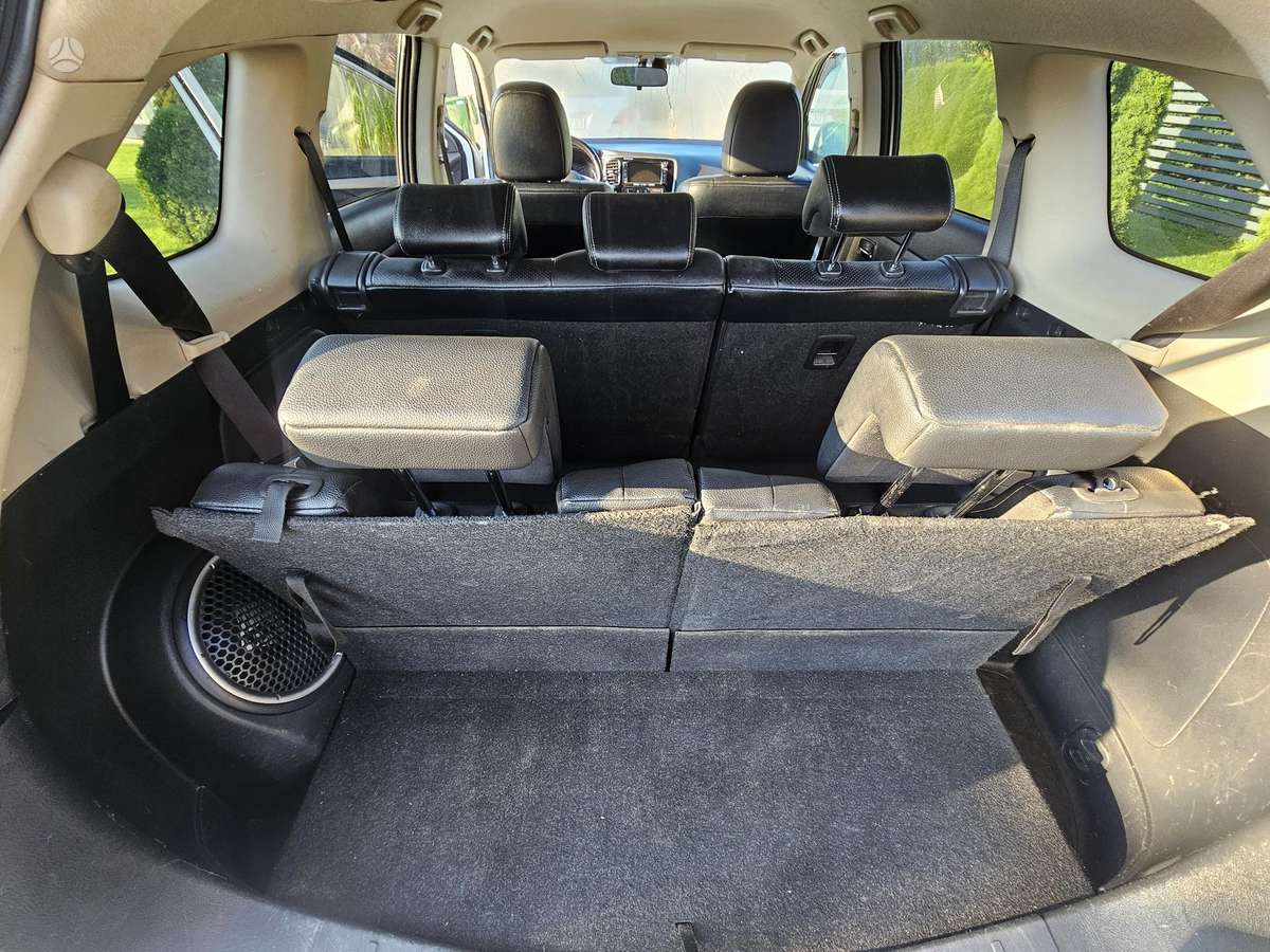 Mitsubishi Outlander 2015 — photo 30